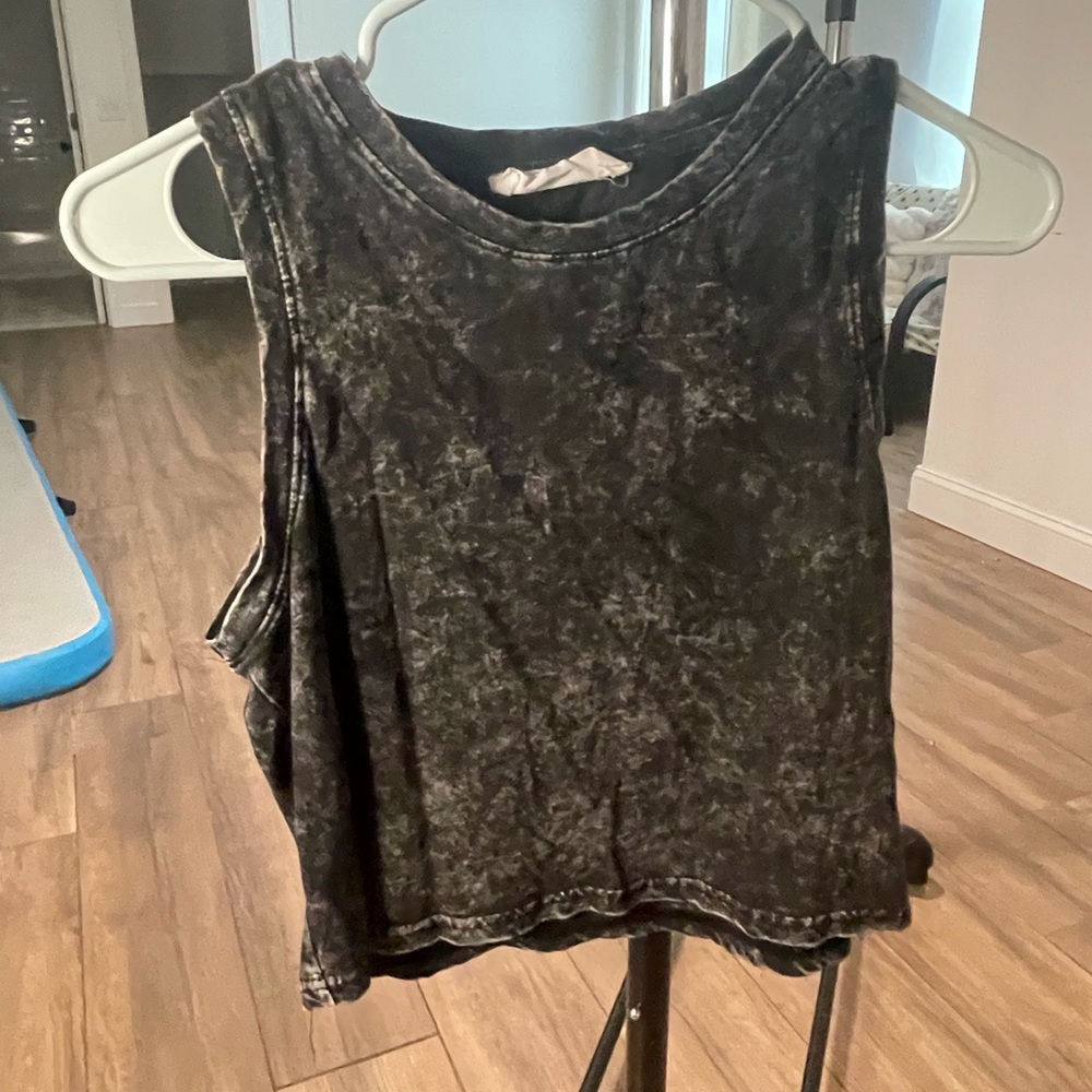 Women's Washed Black Sleeveless Crop Tank Top